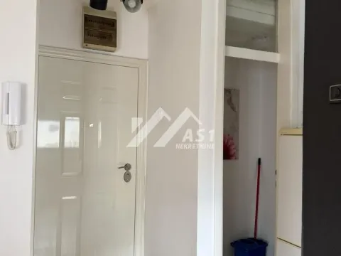 Izdavanje, dvosoban stan, 42m², Rotkvarija, Novi Sad Sve Podlokacije - image 7