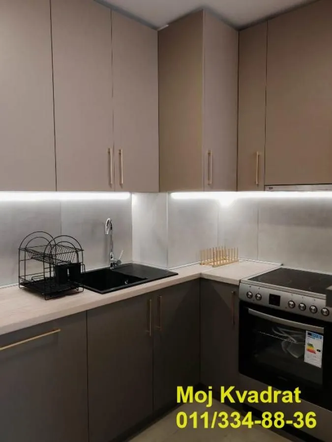 Izdavanje, dvosoban stan, 66m², Zemun Gornji Grad, Zemun Sve Podlokacije