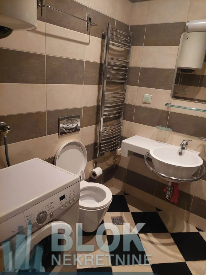 Rent, one bedroom apartment, 56m², Centar, Podgorica