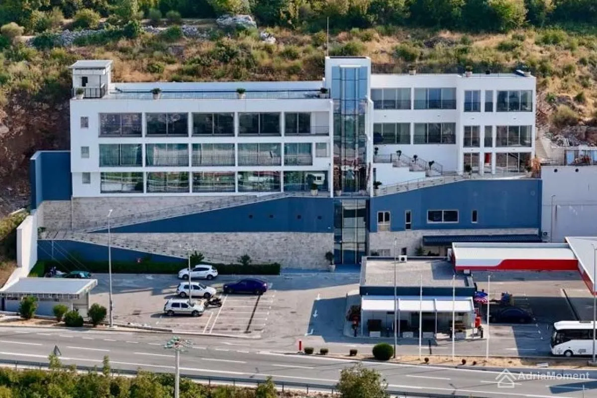 Prodaja, poslovni prostor, 1800m², Lapčići, Budva