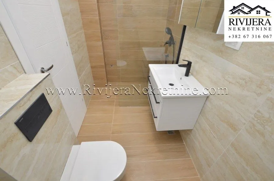 Prodaja, dvosoban stan, 109m², Đenovići, Herceg Novi
