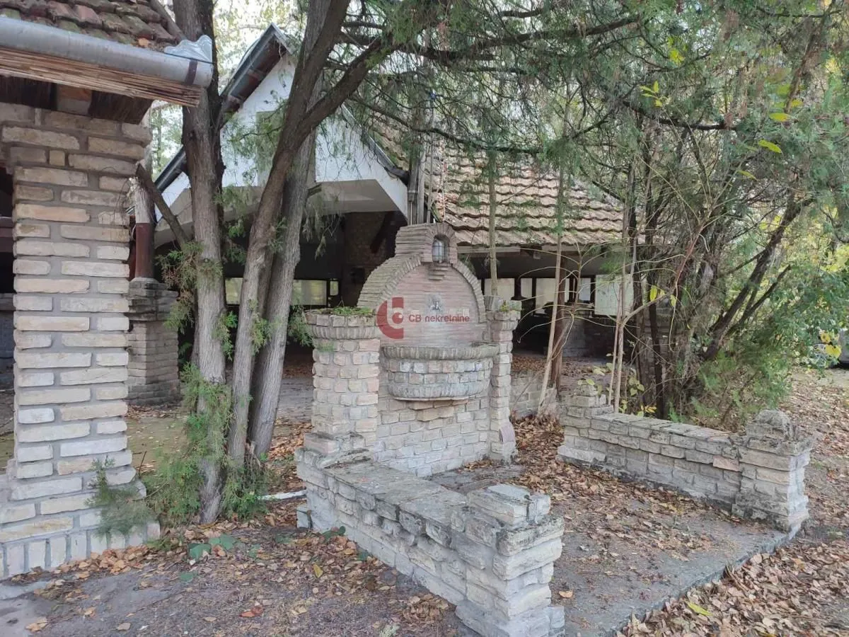 Sale, office space, 1200m², Palić, Subotica