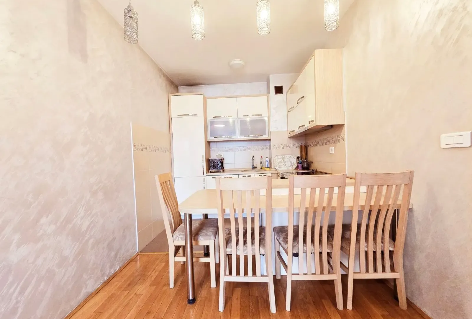 Rent, two bedroom apartment, 60m², Stari Aerodrom, Podgorica