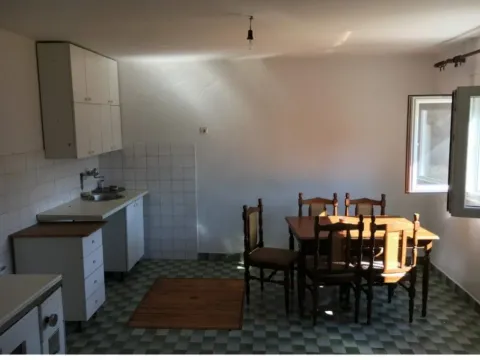 Prodaja, kuća, 240m², Murtovina, Podgorica - image 4