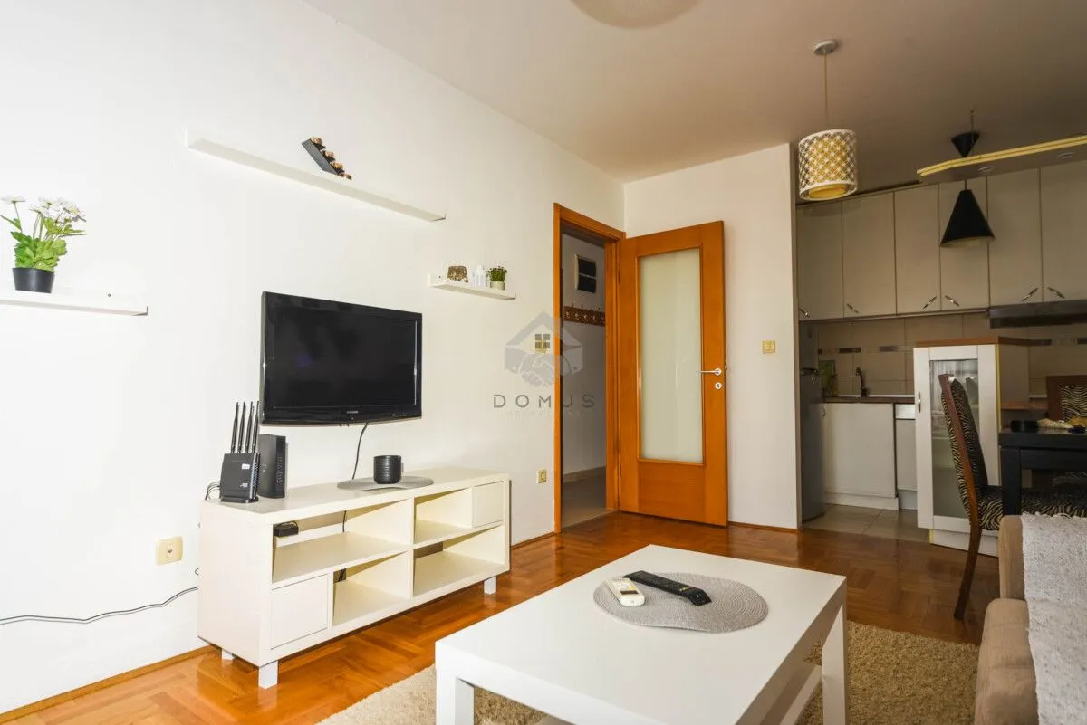 Rent, one bedroom apartment, 45m², Stari Aerodrom, Podgorica