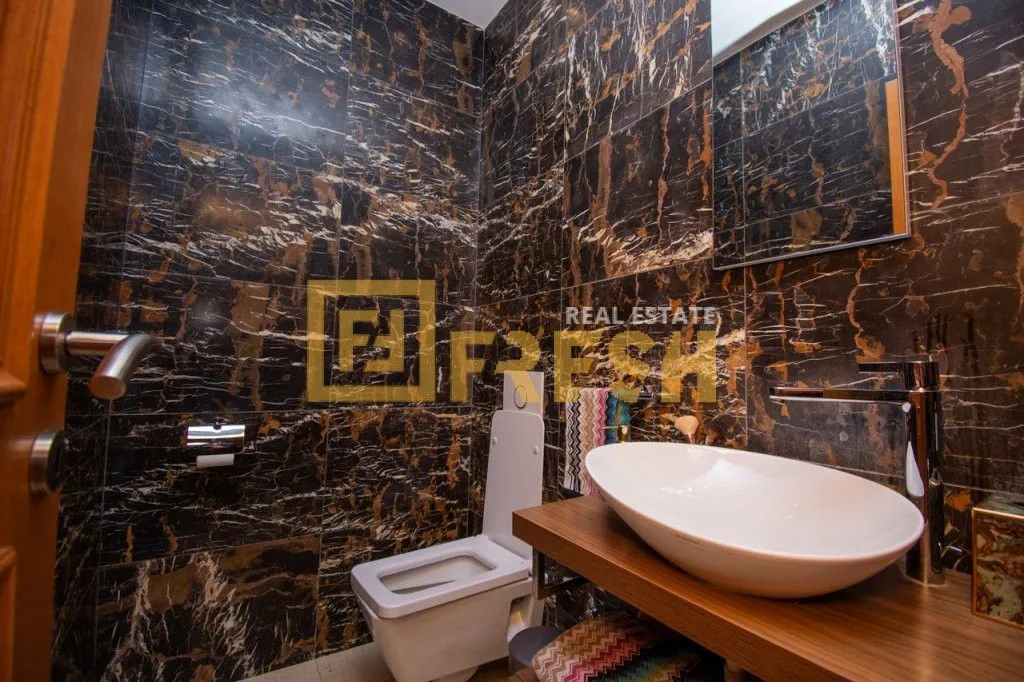 Rent, house, 400m², Danilovgrad, Crna Gora