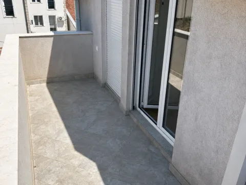 Rent, two bedroom apartment, 72m², Momišići, Podgorica - image 5