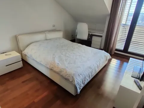 Sale, four bedroom apartment, 125m², Vračar Hram, Vračar Sve Podlokacije - image 5