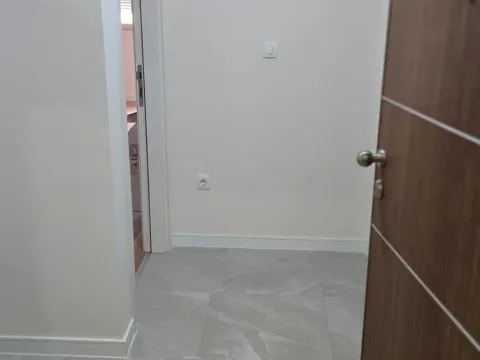 Izdavanje, dvosoban stan, 71m², Central Point, Podgorica - image 4