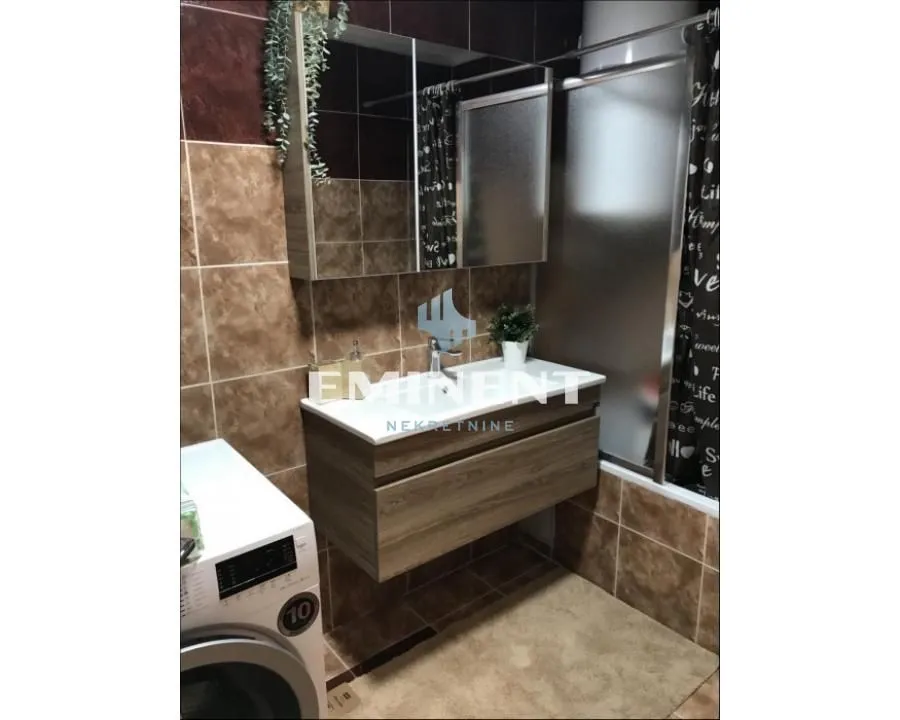 Rent, three bedroom apartment, 72m², Savski Venac, Beograd