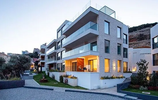 Prodaja, trosoban stan, 125m², Komoševina, Budva