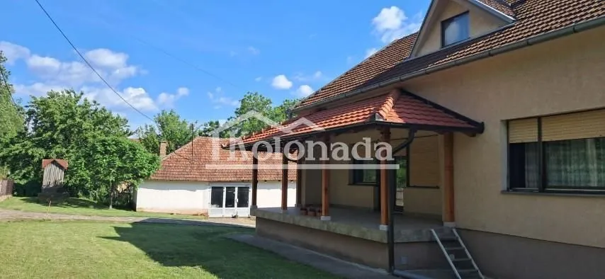 Sale, house, 310m², Sopot, Beograd