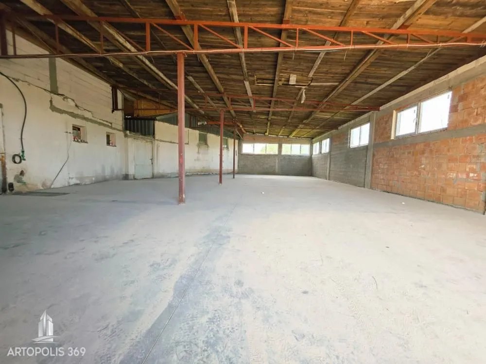 Izdavanje, poslovni prostor, 180m², Leštane, Grocka