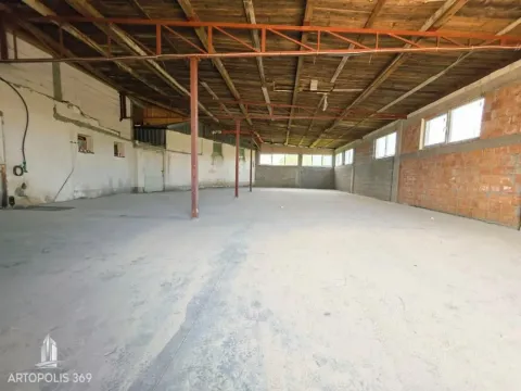 Izdavanje, poslovni prostor, 180m², Leštane, Grocka - image 10