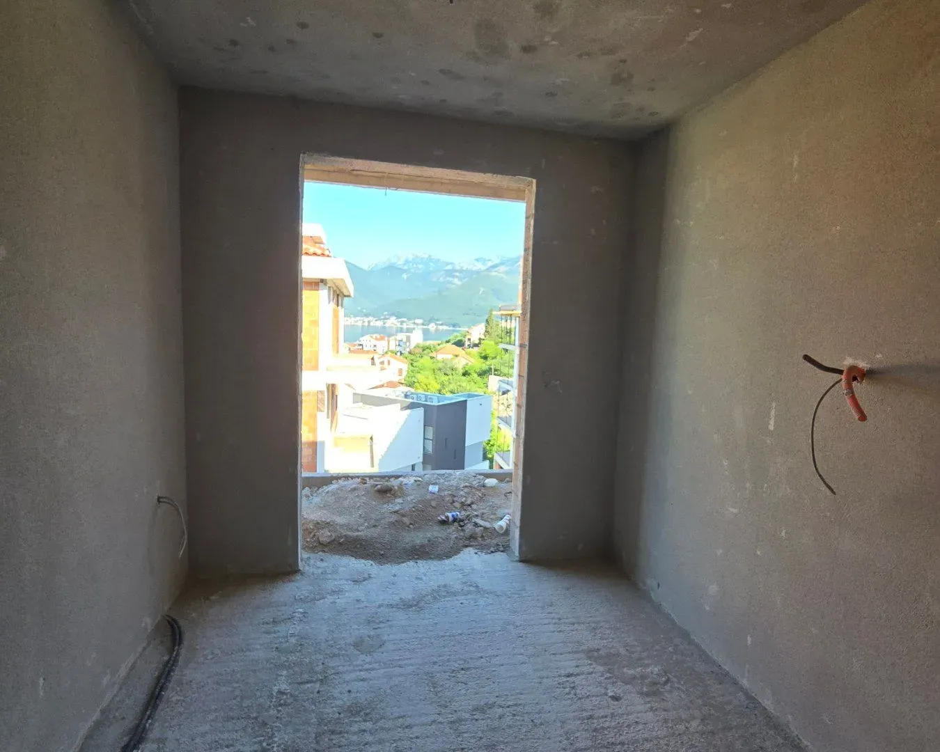 Prodaja, jednosoban stan, 47m², Donja Lastva, Tivat