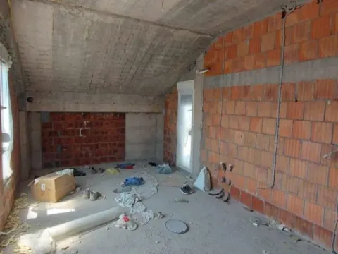 Prodaja, dvosoban stan, 70m², Zagorič, Podgorica - image 13