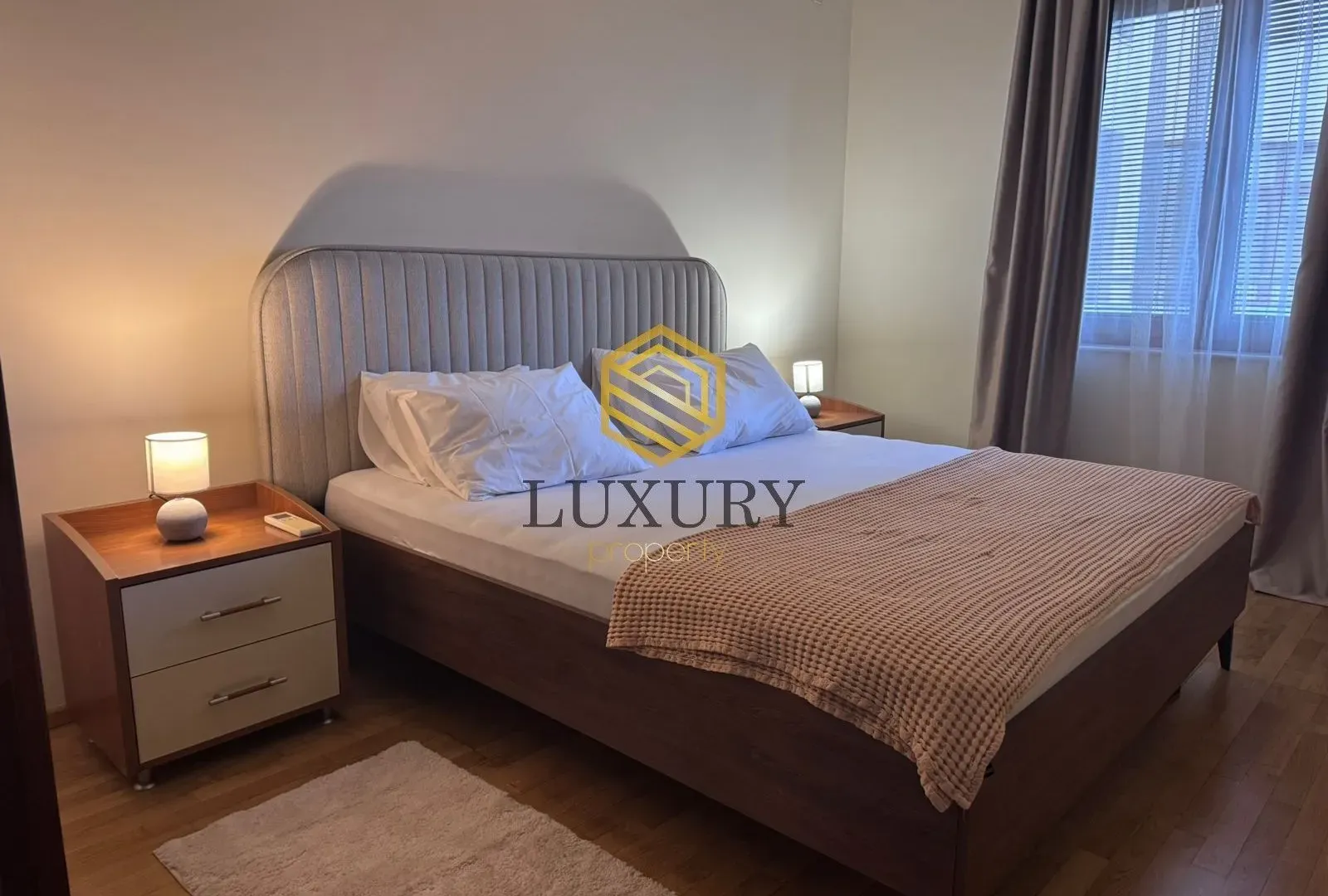 Rent, one bedroom apartment, 70m², Bečići, Budva