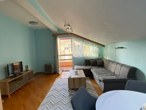 Rent, one bedroom apartment, 50m², City Kvart, Podgorica - image 2