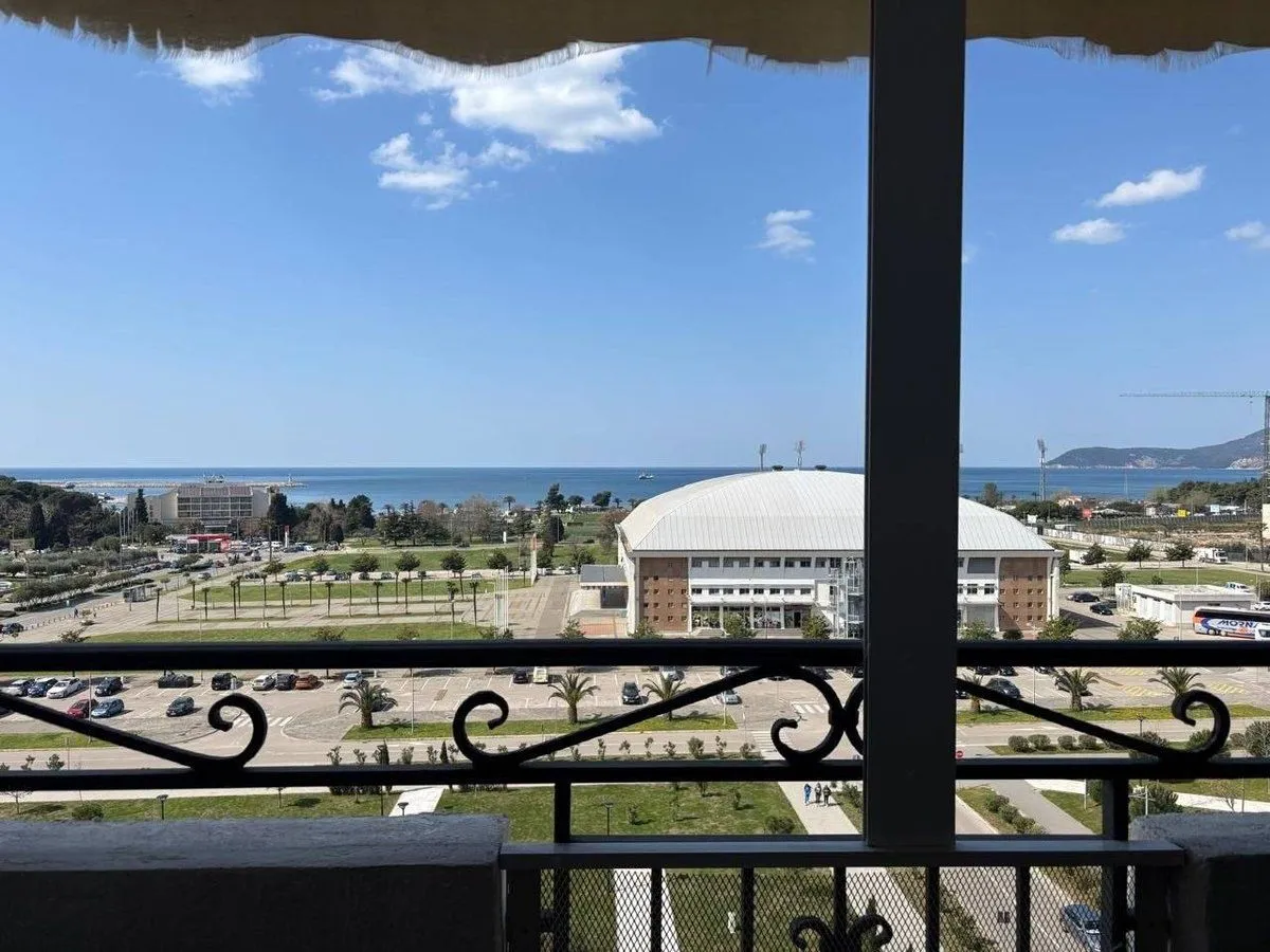 Sale, three bedroom apartment, 100m², Topolica, Bar
