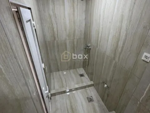 Izdavanje, poslovni prostor, 72m², Centar, Niš - image 7