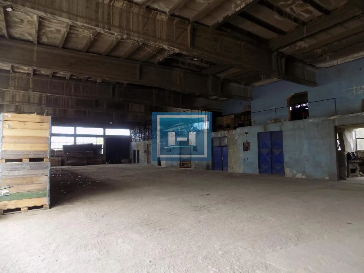 Sale, office space, 1180m², Žabare, Paraćin