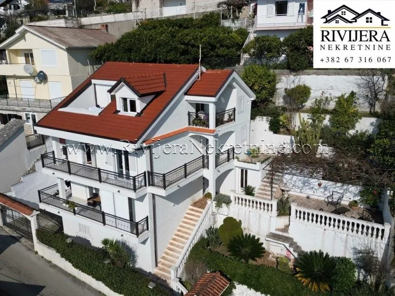 Prodaja, kuća, 330m², Savina, Herceg Novi