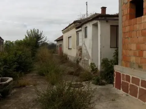 Prodaja, kuća, 200m², Ćuprija, Srbija - image 4