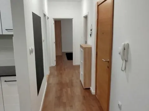 Izdavanje, trosoban stan, 71m², Telep, Novi Sad Sve Podlokacije - image 11