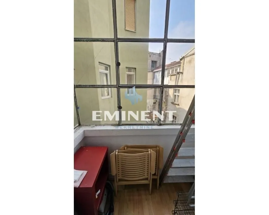 Rent, two bedroom apartment, 61m², Stari Grad, Beograd