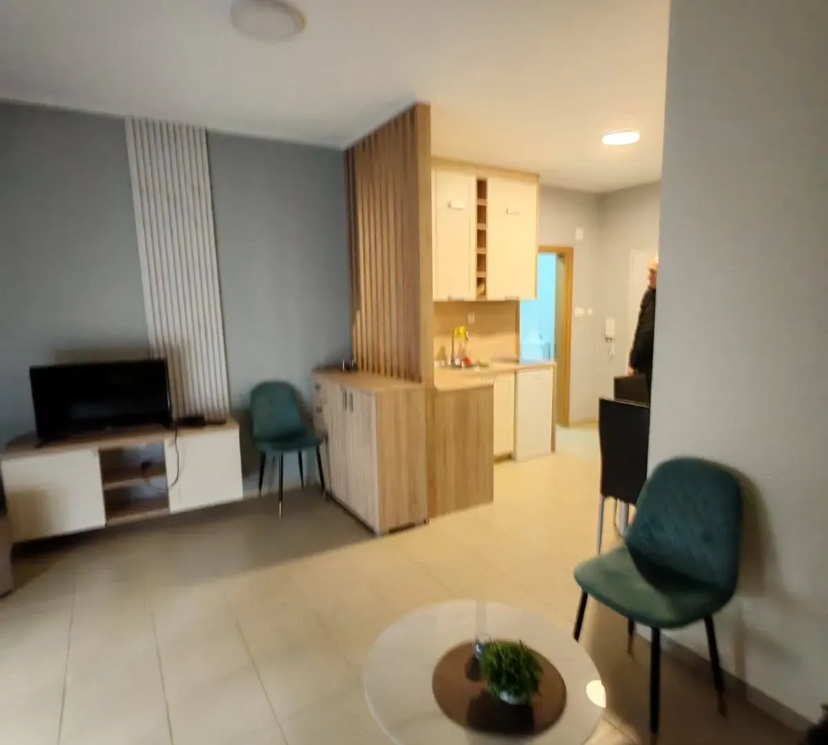 Rent, one bedroom apartment, 35m², Bečići, Budva
