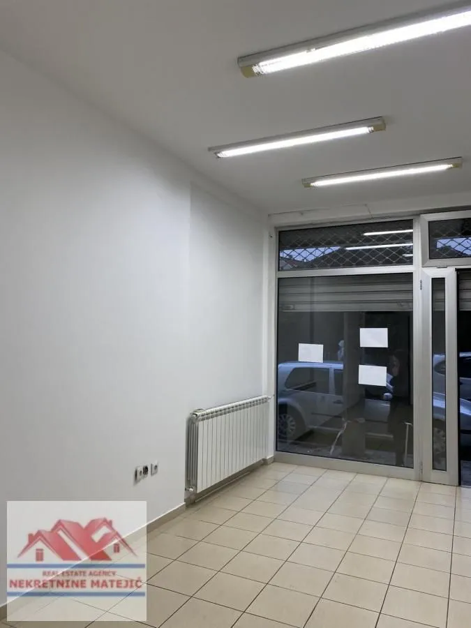 Sale, office space, 21m², Centar, Kragujevac