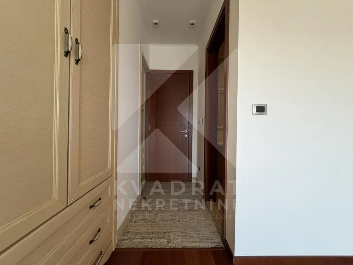 Rent, three bedroom apartment, 138m², Preko Morače, Podgorica