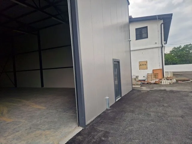 Rent, office space, 1000m², Zemun Sve Podlokacije, Beograd