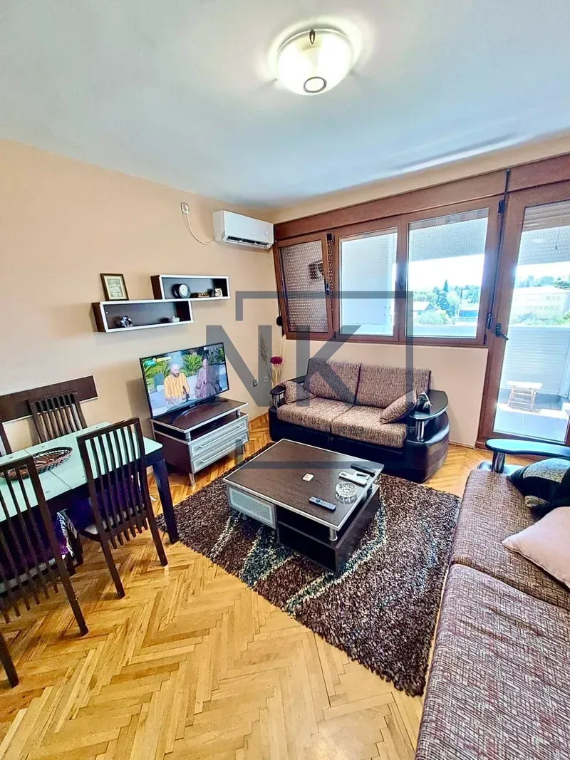 Rent, two bedroom apartment, 65m², Pejton, Podgorica