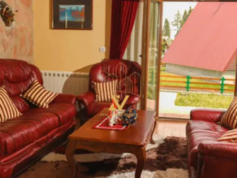 Prodaja, kuća, 200m², Centar, Žabljak - image 5