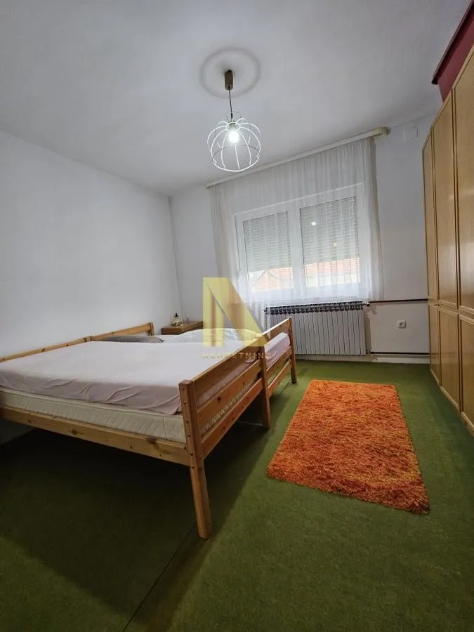 Prodaja, kuća, 200m², Futog, Novi Sad Sve Podlokacije