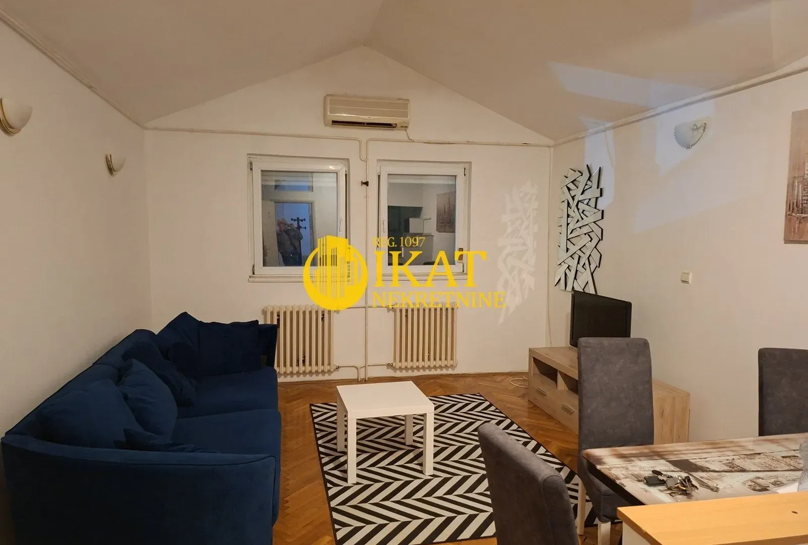 Rent, three bedroom apartment, 77m², Bogoslovija, Palilula Sve Podlokacije