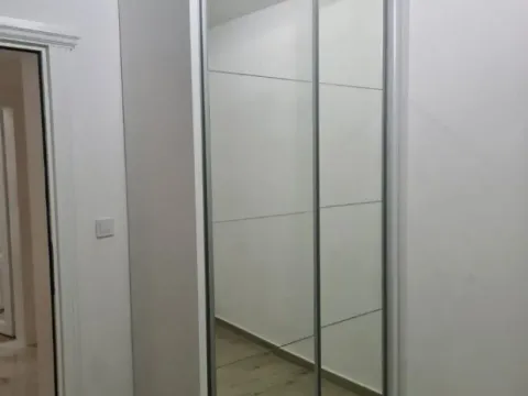 Izdavanje, trosoban stan, 150m², Gradiošnica, Tivat - image 7