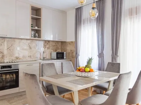 Prodaja, stan, 74m², Budva, Crna Gora - image 3