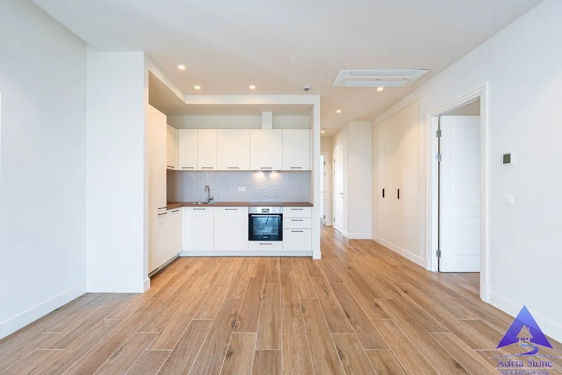 Prodaja, dvosoban stan, 94m², Luštica, Tivat