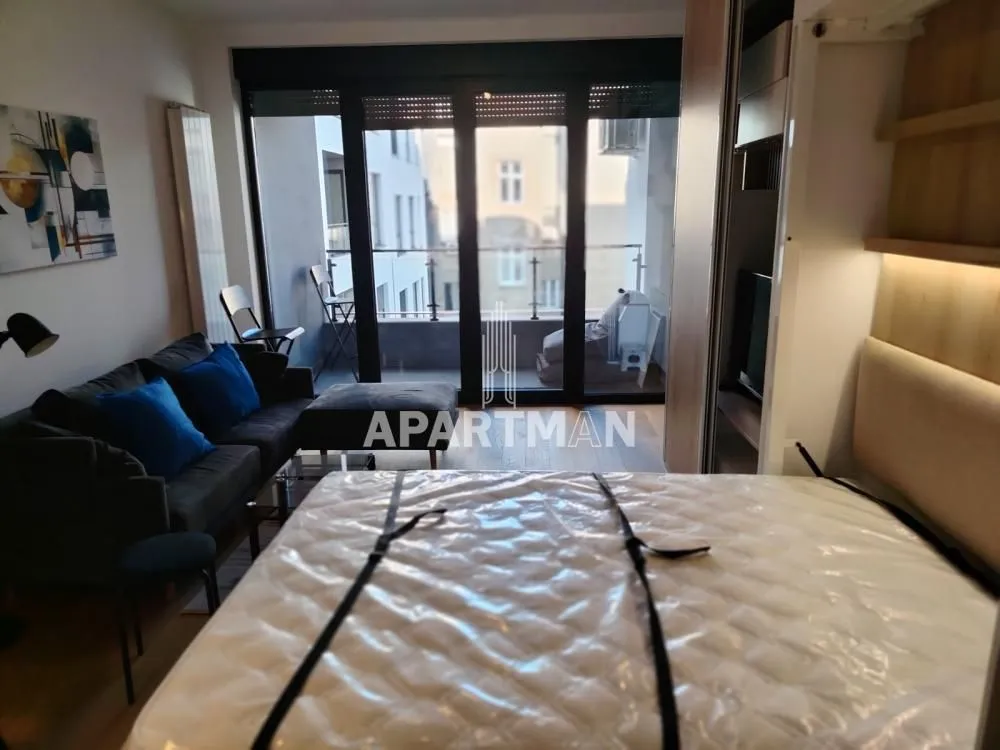 Rent, apartment, 34m², Stari Grad, Beograd