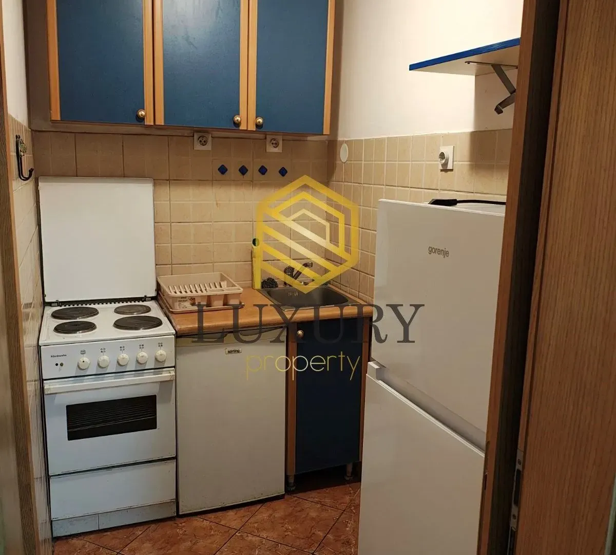 Izdavanje, jednosoban stan, 45m², Centar, Podgorica