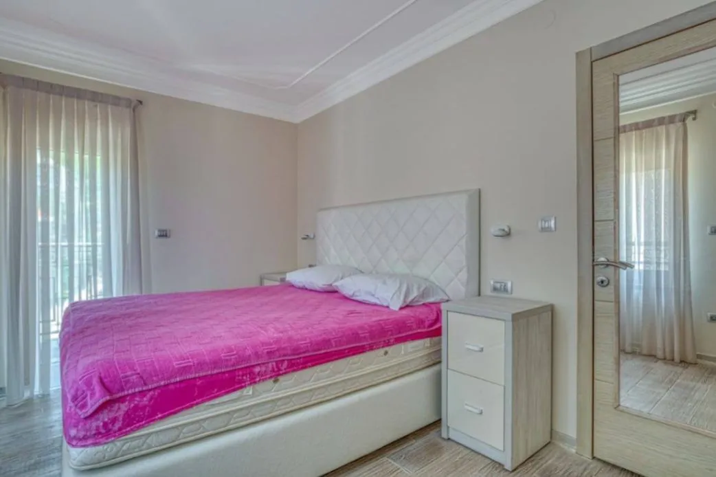 Sale, four bedroom apartment, 112m², Pržno, Budva