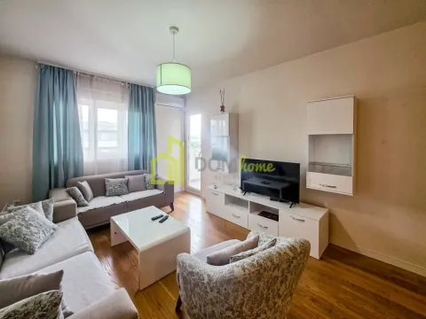 Izdavanje, jednosoban stan, 49m2, Central Point, Podgorica Izdavanje, jednosoban stan, 49m2, Central Point, Podgorica