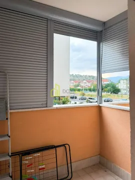 Rent, two bedroom apartment, 65m², City Kej, Podgorica - image 9
