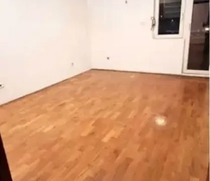 Prodaja, jednosoban stan, 45m², Stari Aerodrom, Podgorica - image 2