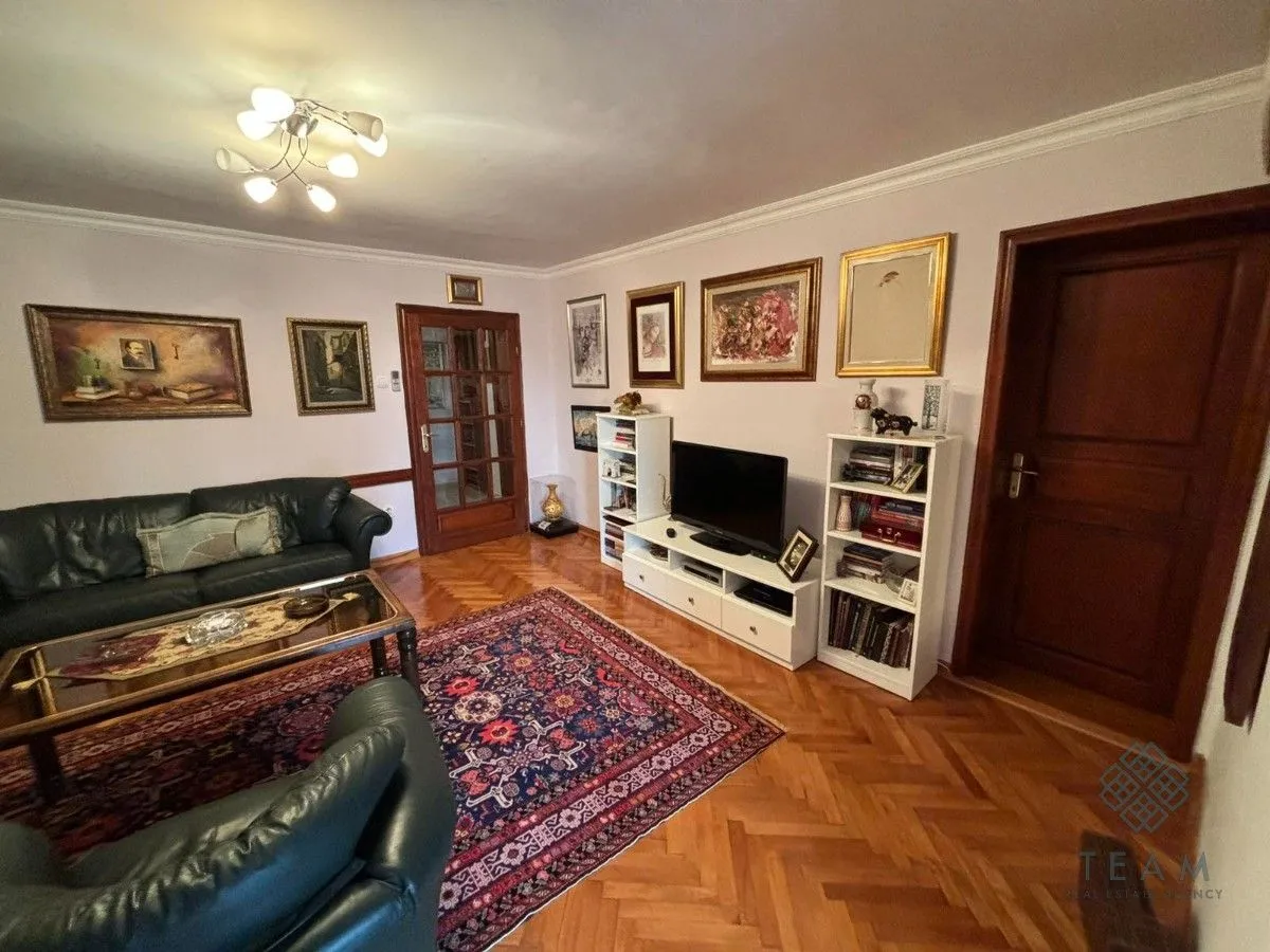 Prodaja, dvosoban stan, 117m², Sutomore, Bar