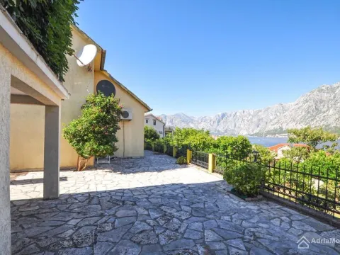 Prodaja, kuća, 100m², Prčanj, Kotor - image 5