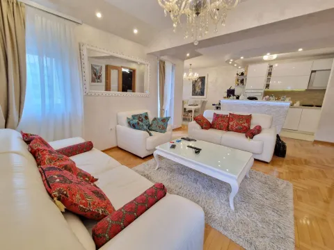 Sale, two bedroom apartment, 90m², Budva, Crna Gora - image 2