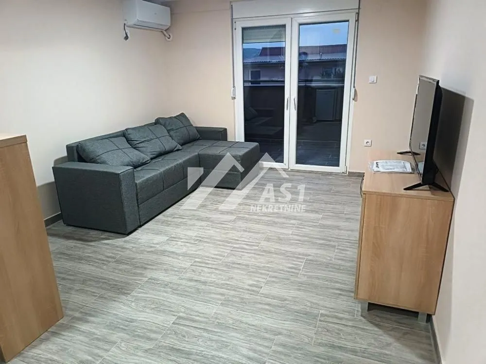 Izdavanje, jednosoban stan, 37m², Adice, Novi Sad Sve Podlokacije